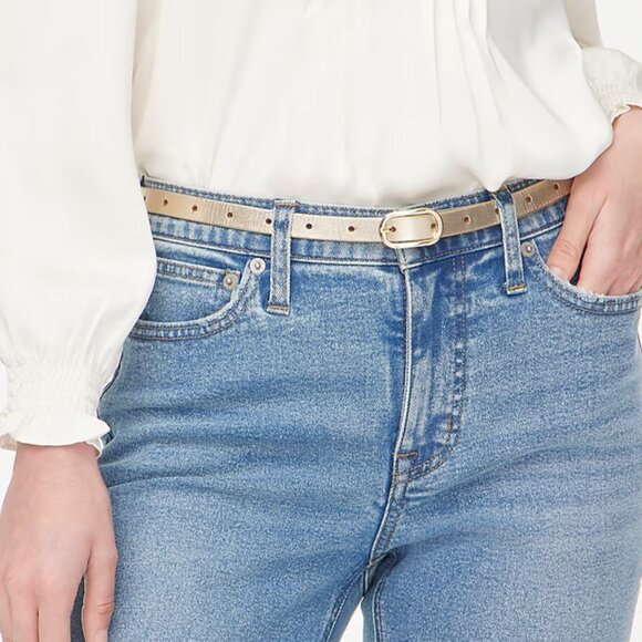 NWT: J. Crew Petite Flare Crop Jean in Signature Stretch - Misty Indigo Wash - Picture 2 of 8